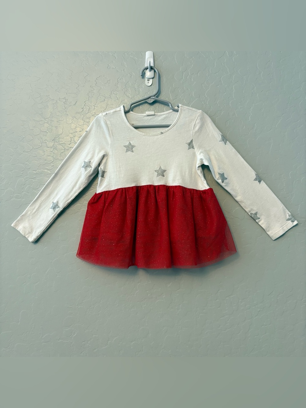 Baby gap white silver and red star print peplum top with tulle size 5